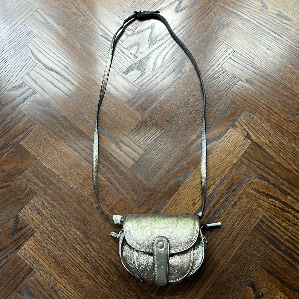 NWOT JEROME DREYFUSS Momo mini Crossbody bag Silver Metallic - Just grab and go!
